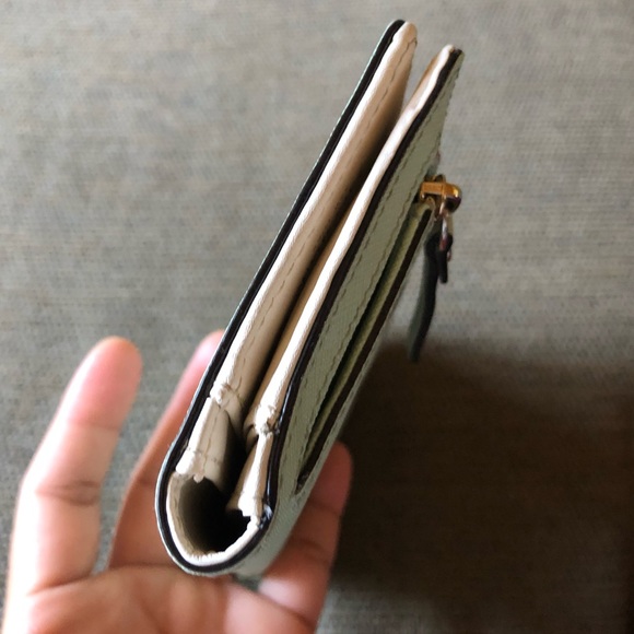 Authentic Green Kate Spade Long Wallet Clutch ♠️ - Picture 5 of 10